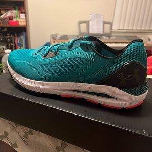 Under Armour HOVR Sonic 5 running shoes
